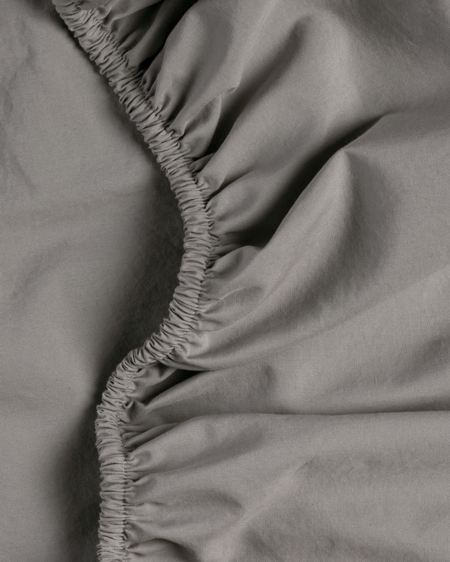 Brushed Cotton Fitted Sheet (Pebble)